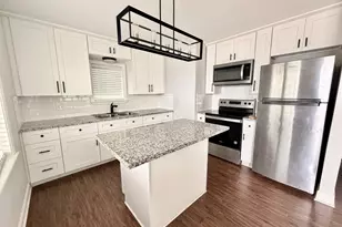 4312 Ave O 1/2, Galveston, TX 77550 - Photo 4