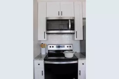 4312 Ave O 1/2 #2, Galveston, TX 77550 - Photo 8