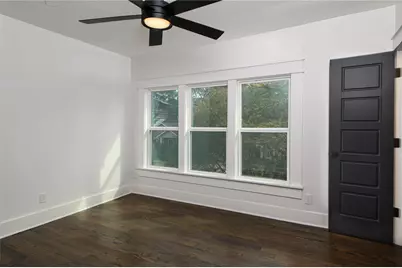 105 E 14th Street, Houston, TX 77008 - Photo 14