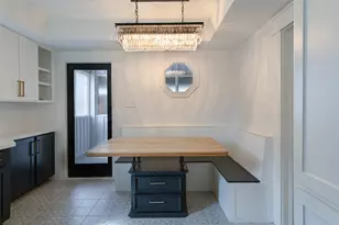 105 E 14th St, Houston, TX 77008 - Photo 12