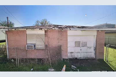 5108 Avenue M, Galveston, TX 77551 - Photo 2