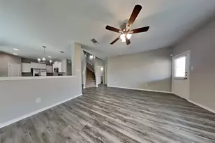 12915 Madison Boulder Ln, Humble, TX 77346 - Photo 2