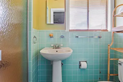 3601 E Jasmine Street, Pearland, TX 77581 - Photo 22