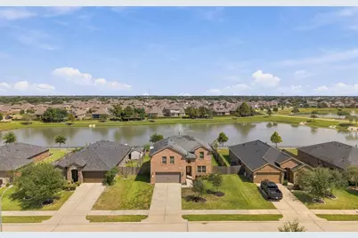 8803 Jamison Drive, Rosenberg, TX 77469 - Photo 2