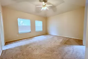 4723 Silverlake Dr, Sugar Land, TX 77479 - Photo 18