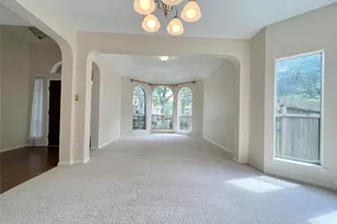 4723 Silverlake Dr, Sugar Land, TX 77479 - Photo 4