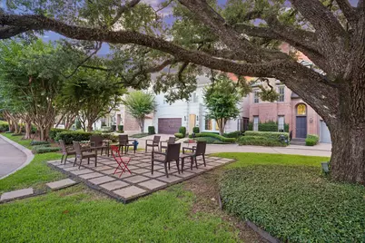 2623 Sutton Court, Houston, TX 77027 - Photo 32