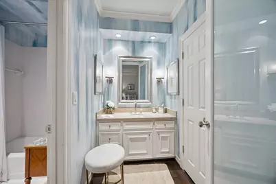 2623 Sutton Court, Houston, TX 77027 - Photo 22