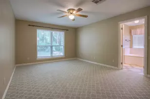 2115 Greentree Dr, Huntsville, TX 77340 - Photo 6