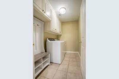 2115 Greentree Drive, Huntsville, TX 77340 - Photo 32