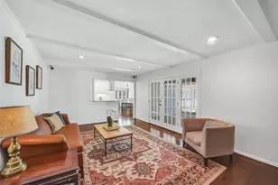 10026 Overbrook Ln, Houston, TX 77042 - Photo 12