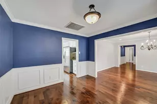 10026 Overbrook Ln, Houston, TX 77042 - Photo 10