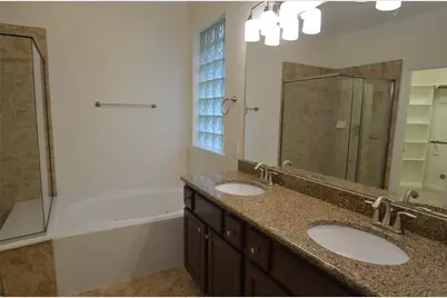 1227 N Riviera Circle, Pearland, TX 77581 - Photo 16