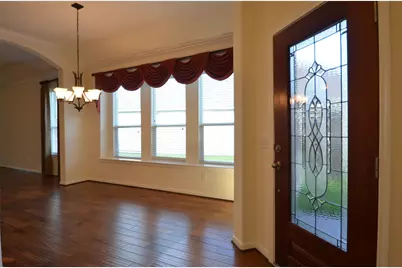 1227 N Riviera Circle, Pearland, TX 77581 - Photo 2