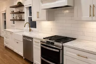 1011 W Melwood St, Houston, TX 77009 - Photo 10