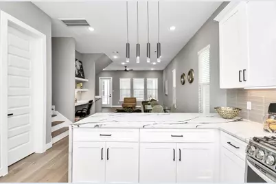 316 Thornton Road #K, Houston, TX 77018 - Photo 2