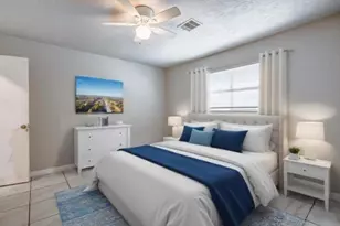 8019 Beech Cove Ln, Houston, TX 77072 - Photo 2
