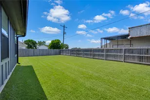 7610 Avenue G, Beasley, TX 77417 - Photo 38