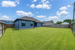 7610 Avenue G, Beasley, TX 77417 - Photo 36