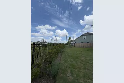 32210 Slender Spreadwing Drive, Fulshear, TX 77441 - Photo 20
