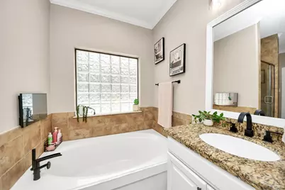 6319 Nowlin Drive, Baytown, TX 77521 - Photo 42