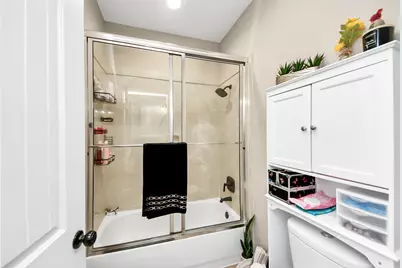 6319 Nowlin Drive, Baytown, TX 77521 - Photo 38