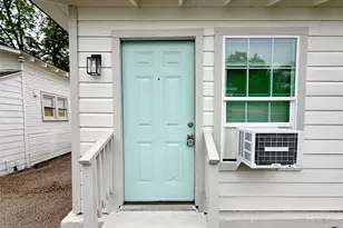 7427 Avenue I, Houston, TX 77011 - Photo 1
