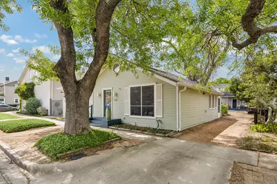 905 Harvard Street, Houston, TX 77008 - Photo 1