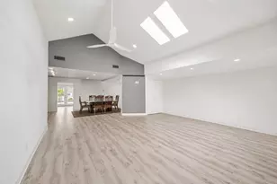 905 Harvard St, Houston, TX 77008 - Photo 10