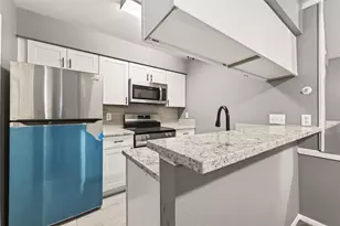 2100 Wilcrest Dr, Houston, TX 77042 - Photo 12