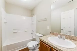 12022 Gregory Crossing Way, Houston, TX 77067 - Photo 18
