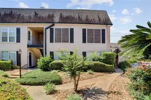 1807 Stoney Brook Dr, Houston, TX 77063 - Photo 2