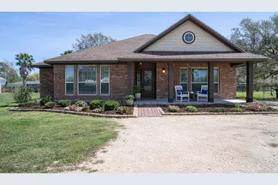 119 Hackberry Street, Louise, TX 77455 - Photo 2