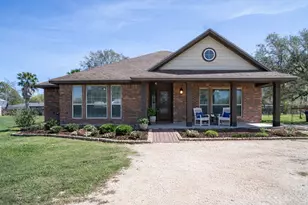 119 Hackberry St, Louise, TX 77455 - Photo 2