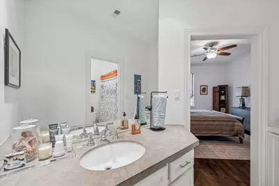 807 N 2nd Street, Bellaire, TX 77401 - Photo 34