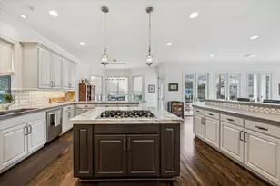 807 N 2nd St, Bellaire, TX 77401 - Photo 14