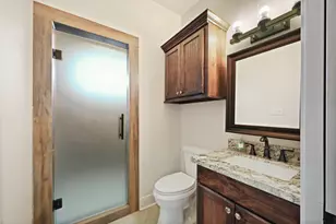 8120 Beach Haven Rd, Baytown, TX 77523 - Photo 18