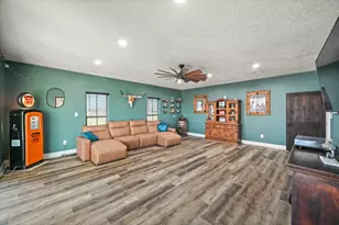 8120 Beach Haven Rd, Baytown, TX 77523 - Photo 22