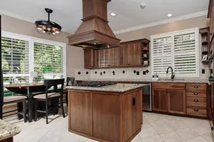 23 E Summer Storm Cir, Spring, TX 77381 - Photo 8