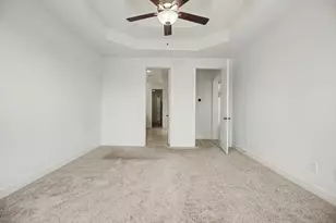 13701 Seneca Lk Dr, Texas City, TX 77568 - Photo 18