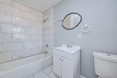 5859 Westover Street, Houston, TX 77033 - Photo 8