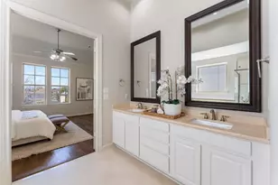 411 W 17th St, Houston, TX 77008 - Photo 6