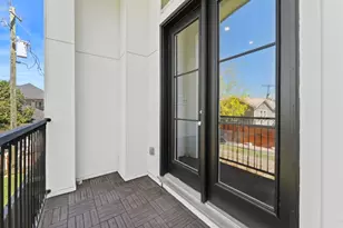 411 W 17th St, Houston, TX 77008 - Photo 32