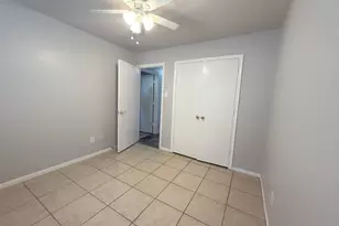 16131 Mission Glen Dr, Houston, TX 77083 - Photo 4