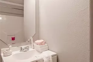 160 Varsity Dr, Huntsville, TX 77340 - Photo 28