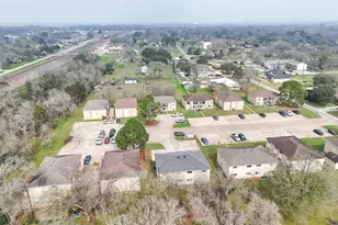 114 Lazy Ln, Sealy, TX 77474 - Photo 38