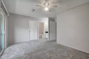 5825 W Tidwell Rd, Houston, TX 77092 - Photo 16