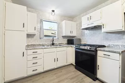 1147 Du Barry Lane #B, Houston, TX 77018 - Photo 4