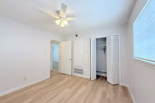 425 E 9th St, Houston, TX 77007 - Photo 22