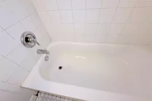 425 E 9th St, Houston, TX 77007 - Photo 24